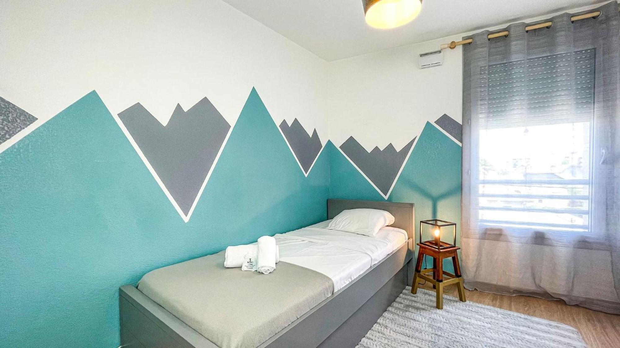 אנמסה Homey Chloe - New - Parking Gratuit - Balcon Prive - Proche Geneve מראה חיצוני תמונה