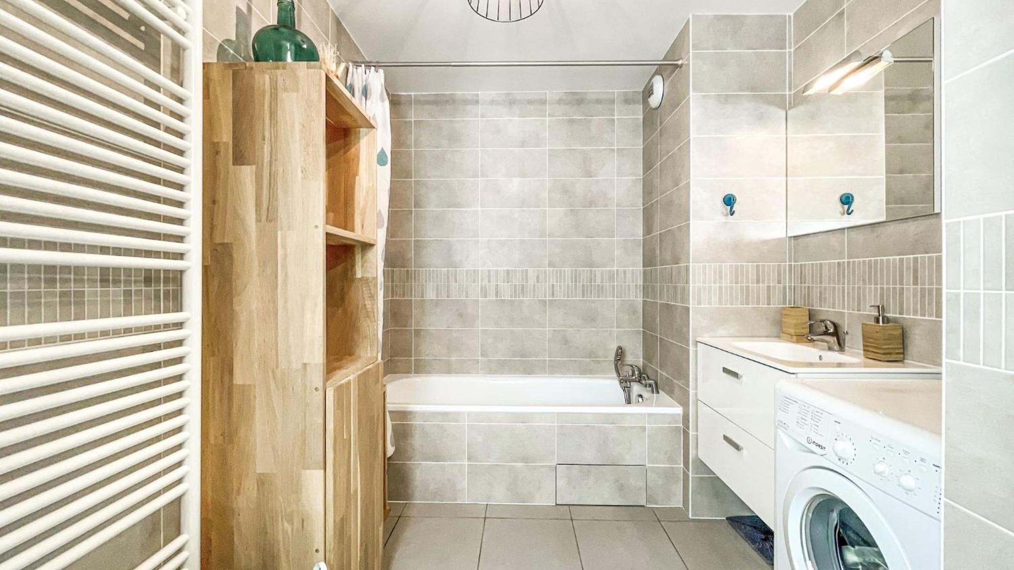 אנמסה Homey Chloe - New - Parking Gratuit - Balcon Prive - Proche Geneve מראה חיצוני תמונה